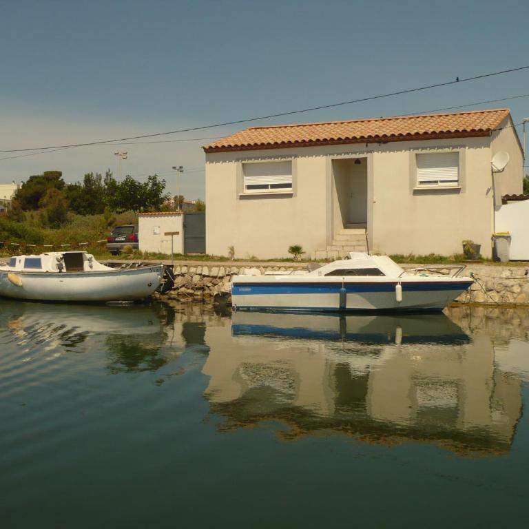 La petite maison au bord du canal T2 - 3étoiles - - Villa 1 Chambre - 2
