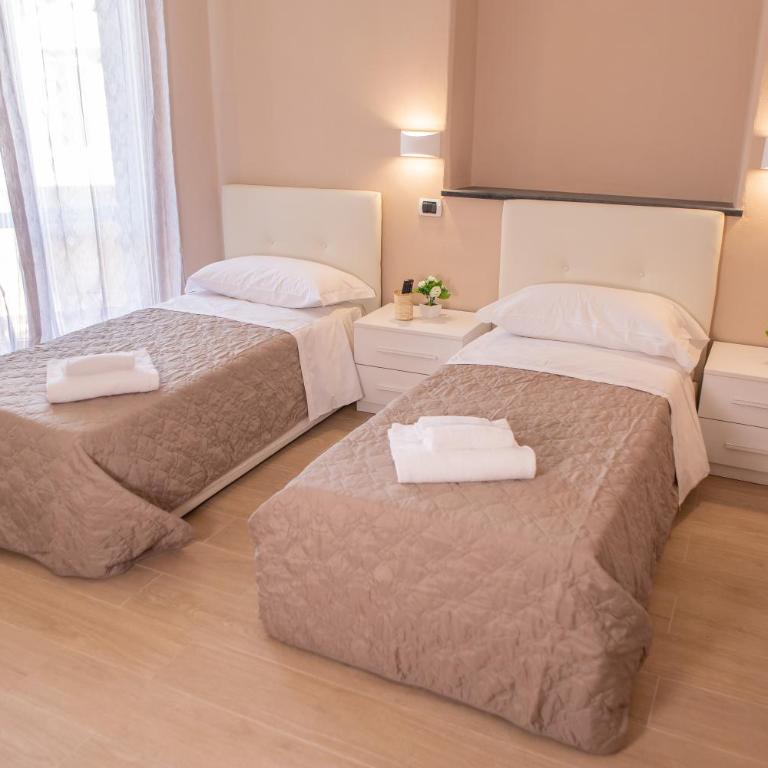 Le Camere di Teo 2 - Camera Familiare con Bagno Privato - 7