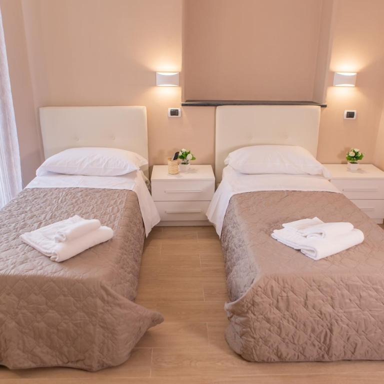 Le Camere di Teo 2 - Camera Familiare con Bagno Privato - 16