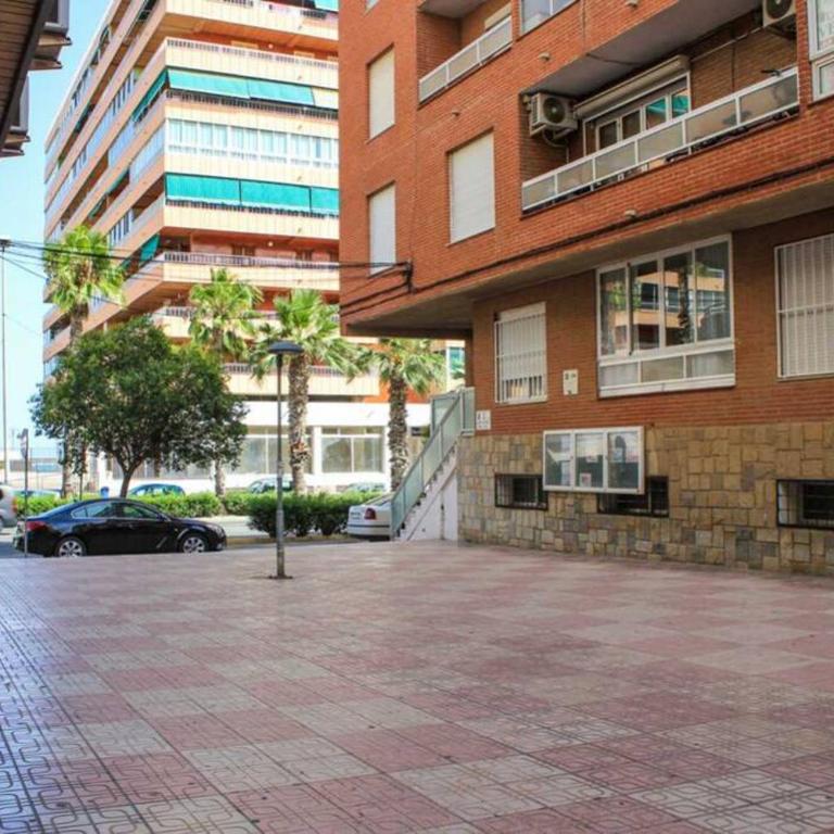 HelenaMar - Three-Bedroom Apartment - 3