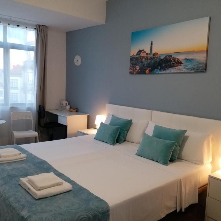 Pensión Mar Azul - Habitación Doble con vistas al jardín - 2 camas - 1