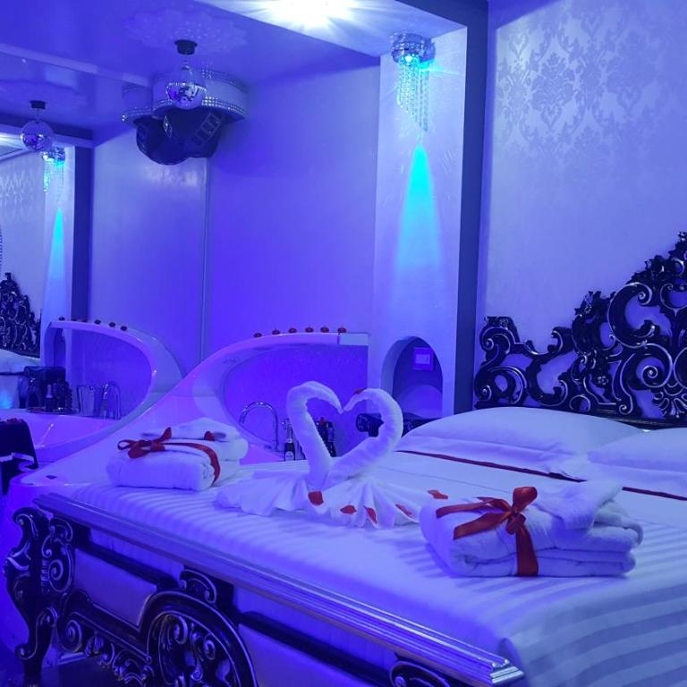Erossuite GuestHouse - Deluxe Suite - 1