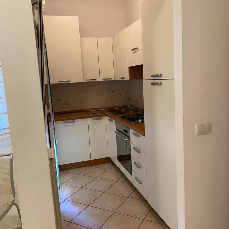 A pochi minuti dal mare - Appartamento con 2 Camere da Letto - 4