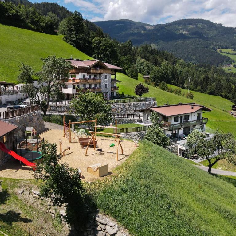 Chalets & Apartments Wachterhof - Deluxe Apartment mit Whirlpool und Sauna (max. 9 Personen) - 1