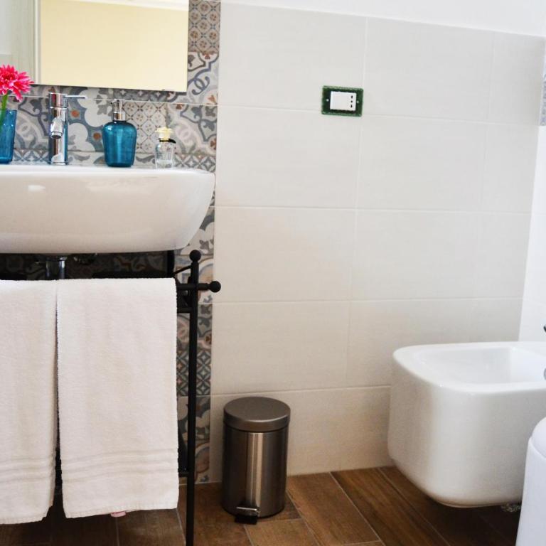 B&B Vivere San Vito Lo Capo - Camera Matrimoniale con Bagno Privato - 10