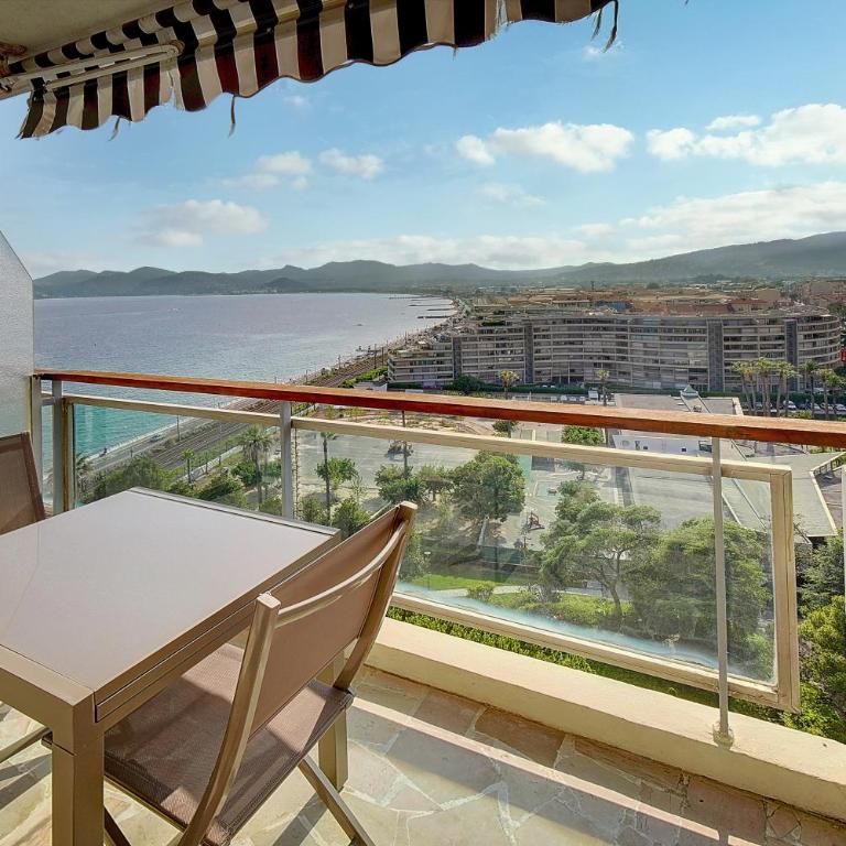 Upstays - Magnificent View - New - Terrace - A - Studio - 37