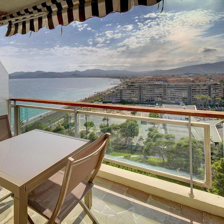 Upstays - Magnificent View - New - Terrace - A - Studio - 33