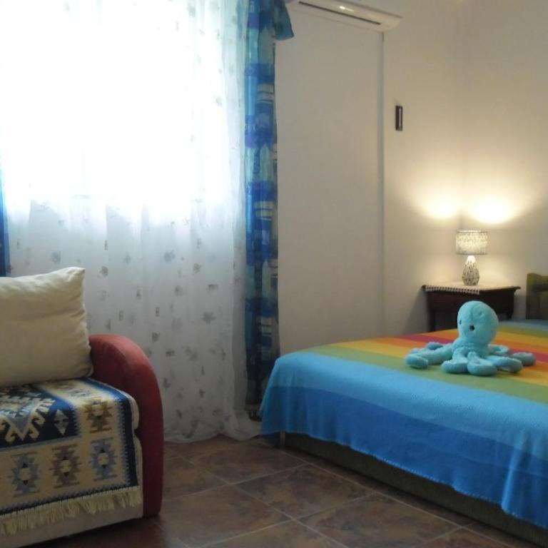 Family apartment Garden and Sea - One-Bedroom Apartment - 17