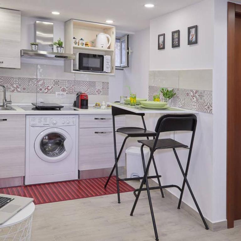 La Palma Loft Located in the Heart of Catania - One-Bedroom House - 1