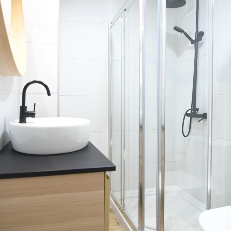 Apartment near the beach -3Bed -2Bath -Wifi - Apartamento de 3 dormitorios - 32