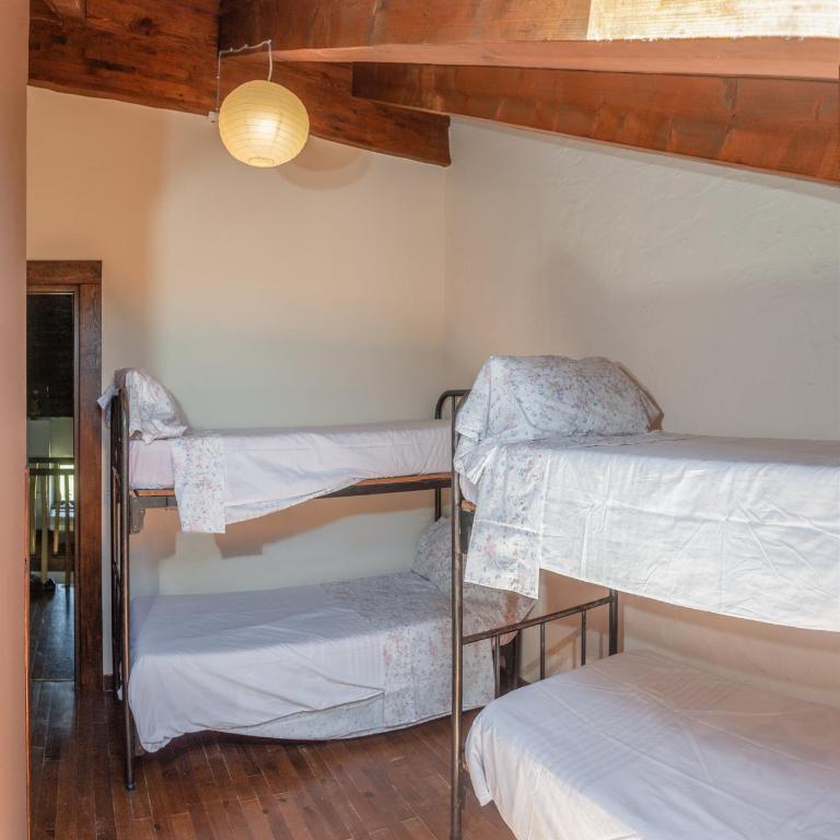 Albergue A'Noguera - Bed in 4-Bed Dormitory Room - 2