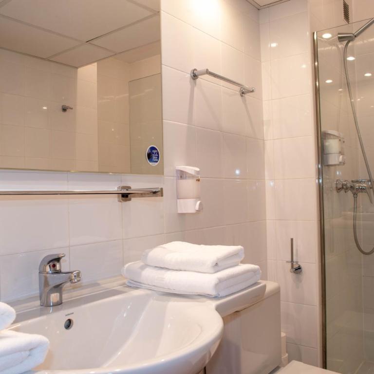 Apartamentos Llobet Ibiza - Apartamento de 1 dormitorio con vistas al jardín - 9