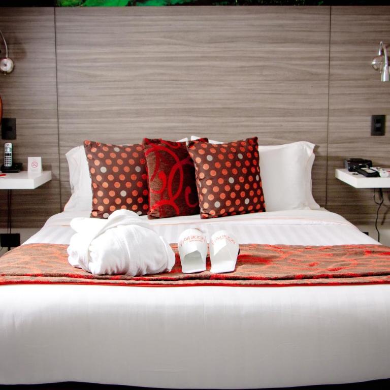 Isa Victory Hotel Boutique - Suite con balcón - 7
