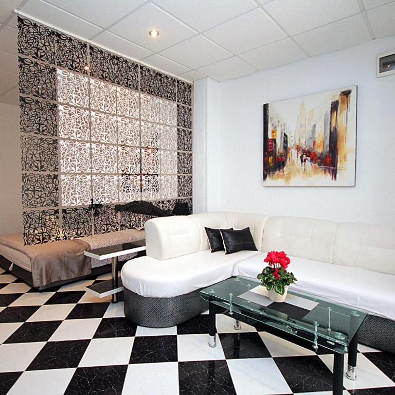 Apartments Kruna Jovanović 2 - Apartman Tipa "Suite" sa Terasom - 4