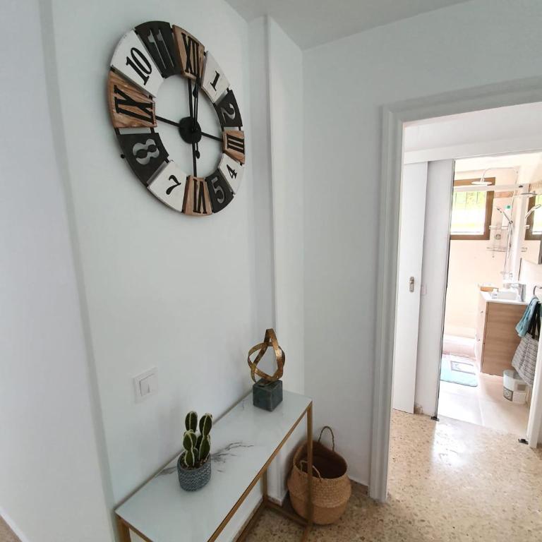 Seaview Apartment - Two-Bedroom Apartment - 11