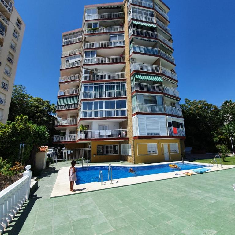 Seaview Apartment - Two-Bedroom Apartment - 2