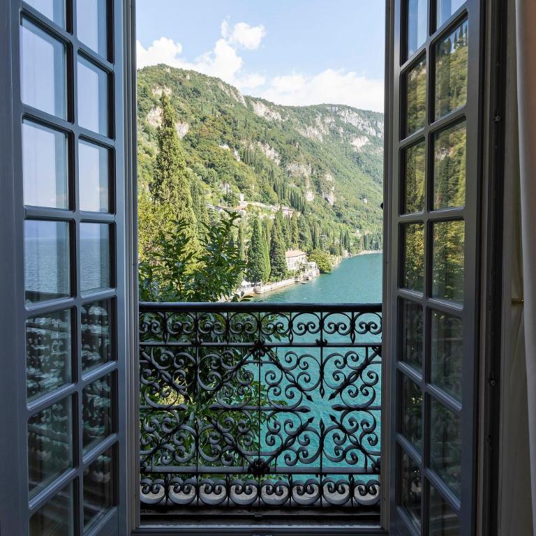 Hotel Villa Cipressi, by R Collection Hotels - Prestige Double Room with Lake View - 4