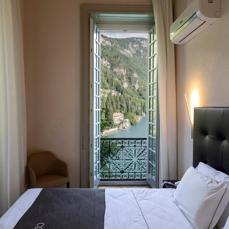 Hotel Villa Cipressi, by R Collection Hotels - Prestige Double Room with Lake View - 1