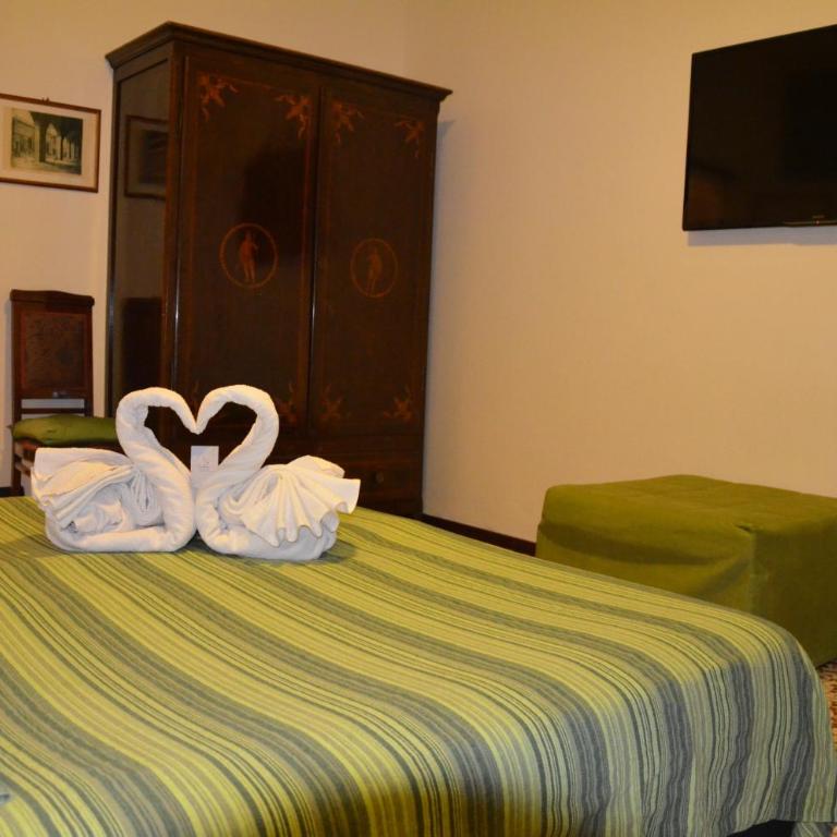 B&B Villa Olmo - Superior King Room - 1