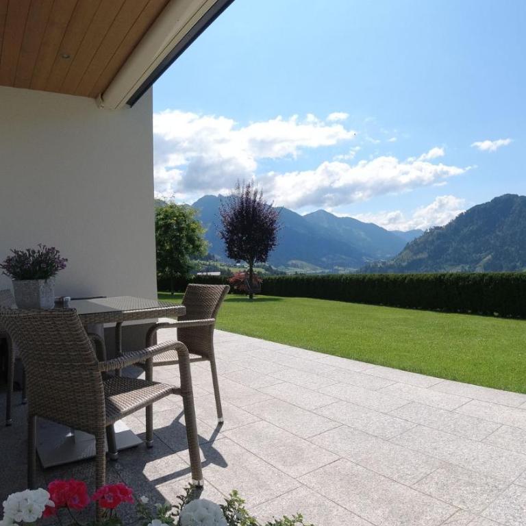 Landhaus Vötter - Apartment mit 1 Schlafzimmer und Terrasse - 14