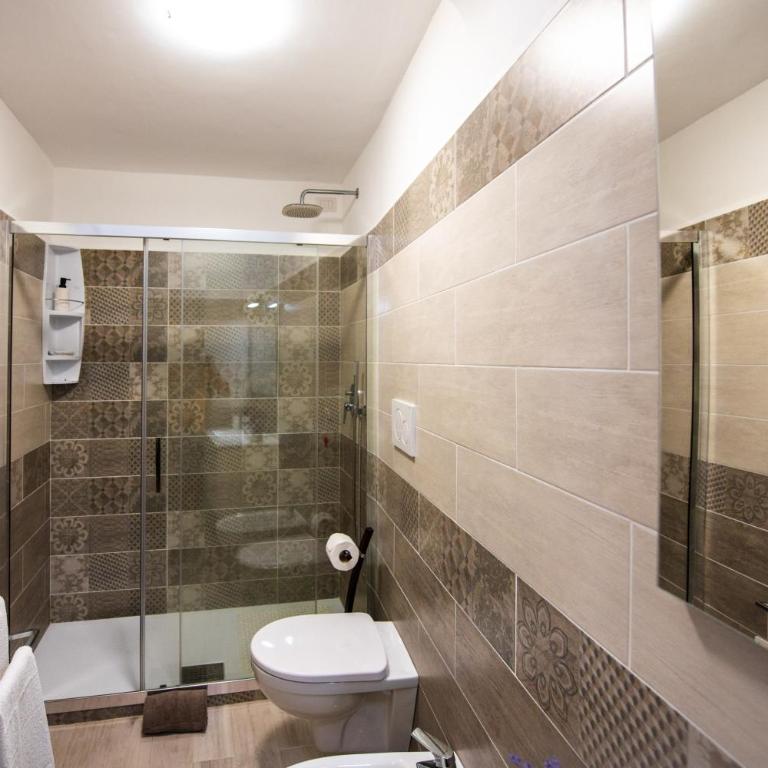 Villa genny and emily - Two-Bedroom Apartment with Sea View - 39