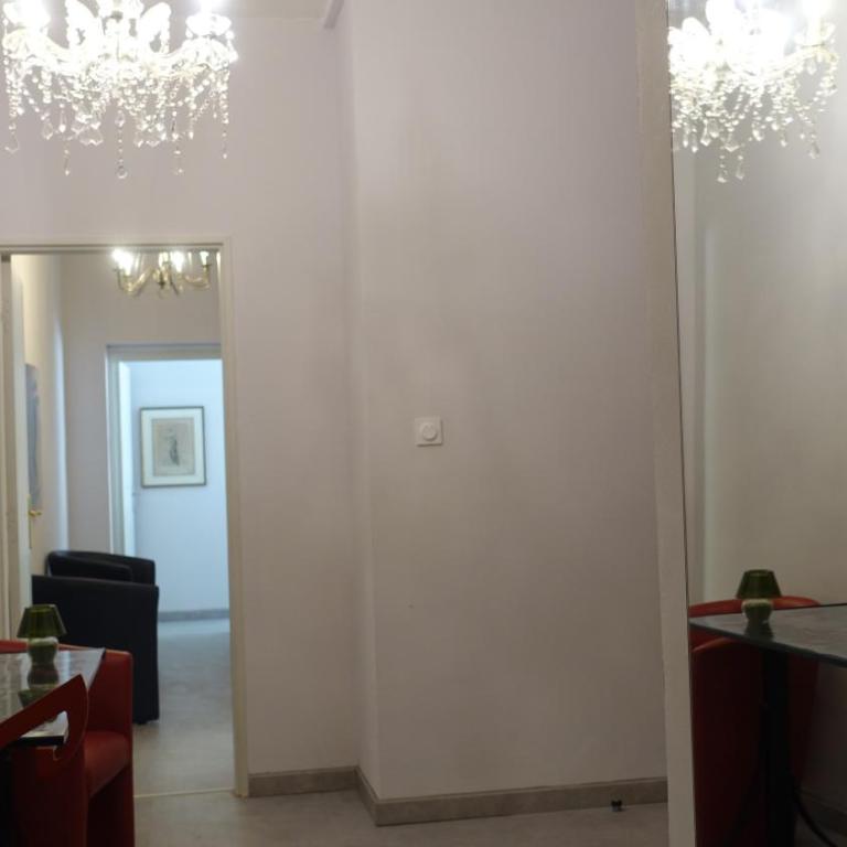 AU COEUR DES LICES *** CENTRE HISTORIQUE AVIGNON - Apartamento de 3 dormitorios - 13