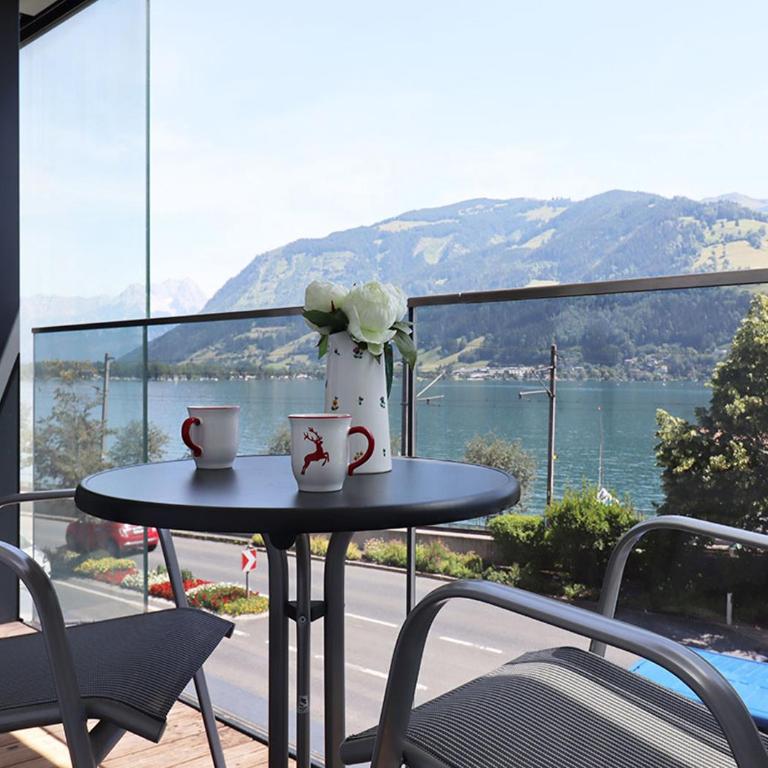 Alpin & See Resort - Pinzgau Holidays - Apartment mit Seeblick - Top 1 - 2