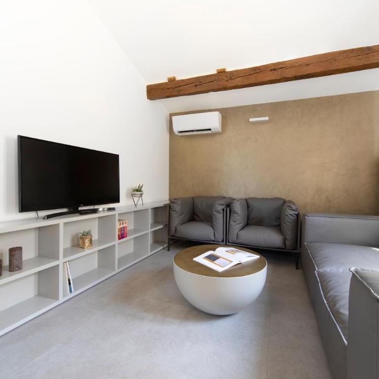 UR-NEST Indipendenza - Appartamento con 2 Camere da Letto - 1
