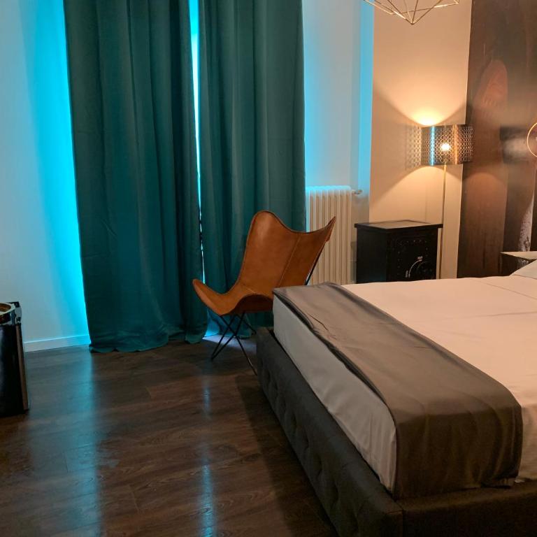 SUITE LAME 37 Rental Rooms - Camera Matrimoniale con Bagno Privato Esterno - 1