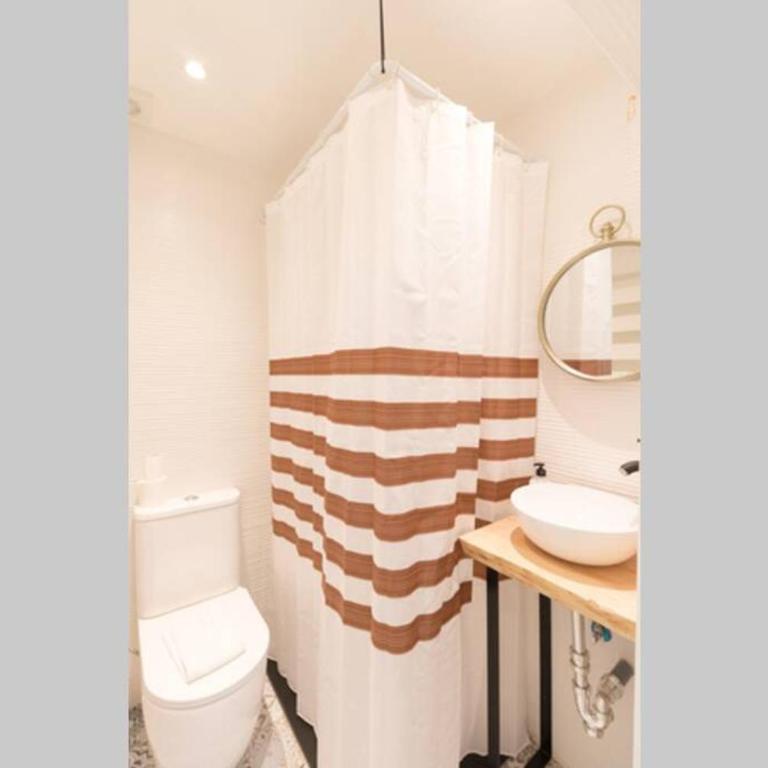 Town Hall - Two-Bedroom Apartment - 13