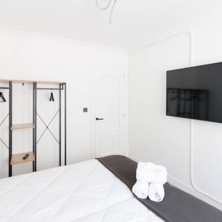 Town Hall - Two-Bedroom Apartment - 20