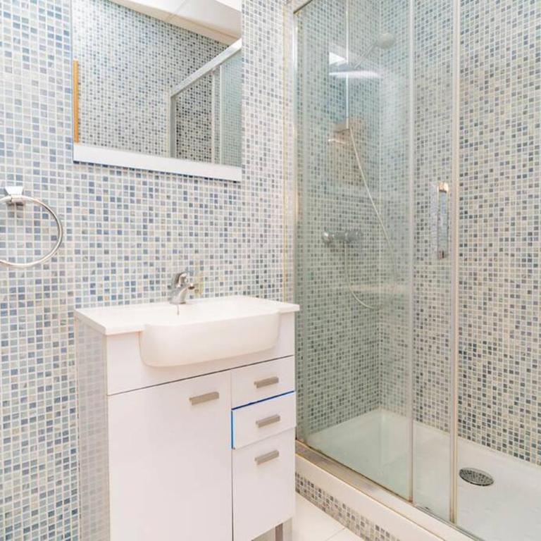 Espectacular Apto. Centro de Madrid C/Infantas 3-6 by Batuecas - Apartamento de 3 dormitorios - 5