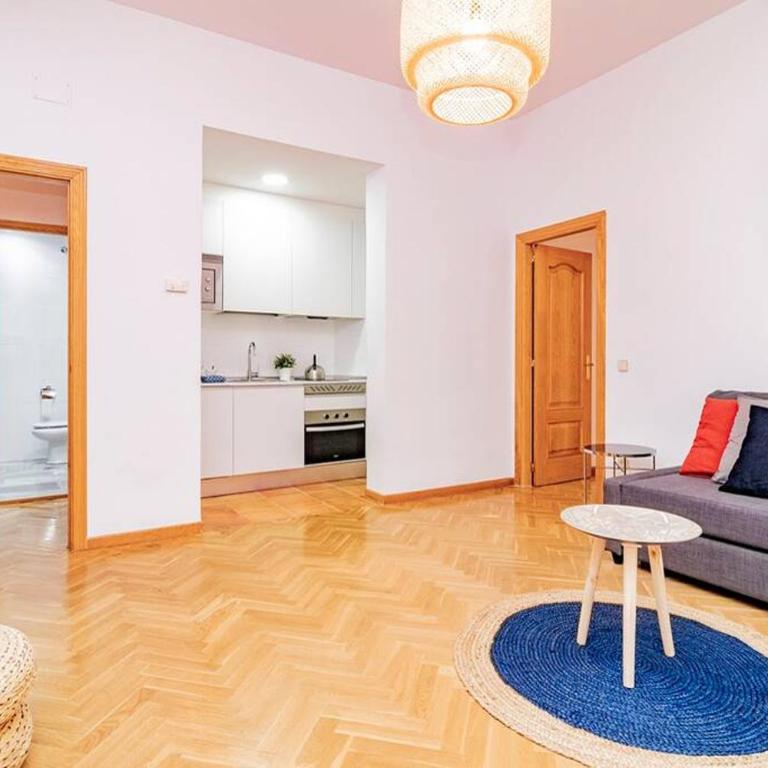 Encantador Apartamento en Chueca junto a Gran Vía, Infantas 1-1 by Batuecas - Apartamento de 1 dormitorio - 10