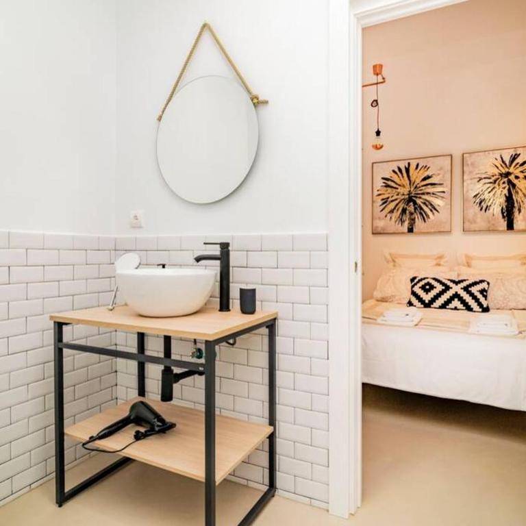 Exclusivo Apartamento en Chamberí Fernando El Católico by Batuecas - Two-Bedroom Apartment - 14