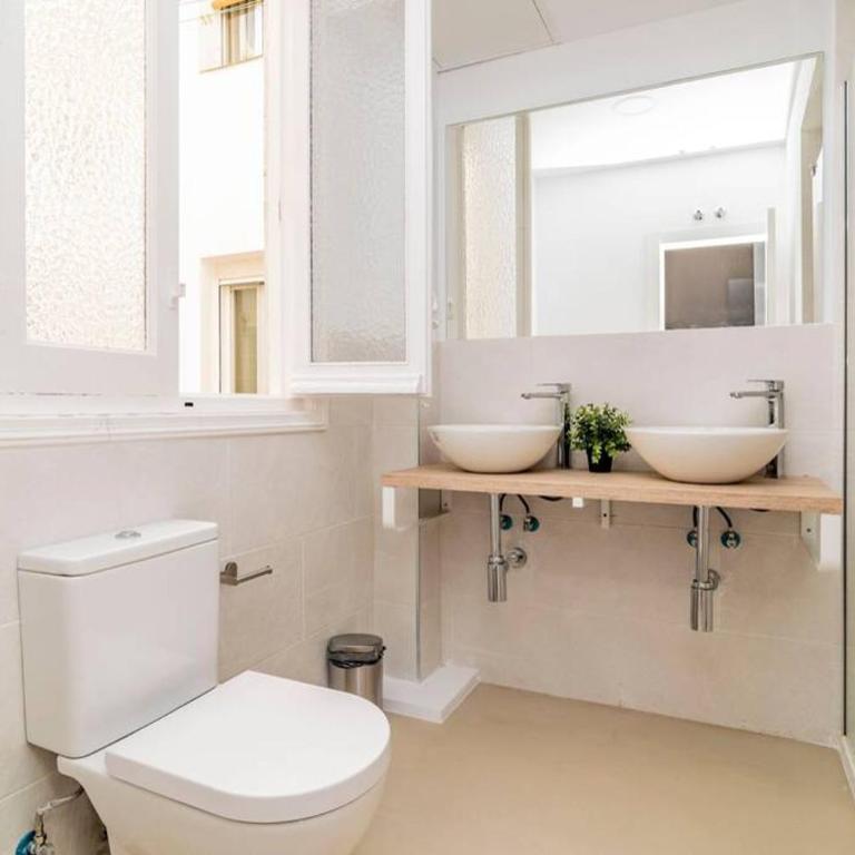 Exclusivo Apartamento en Chamberí Fernando El Católico by Batuecas - Two-Bedroom Apartment - 21