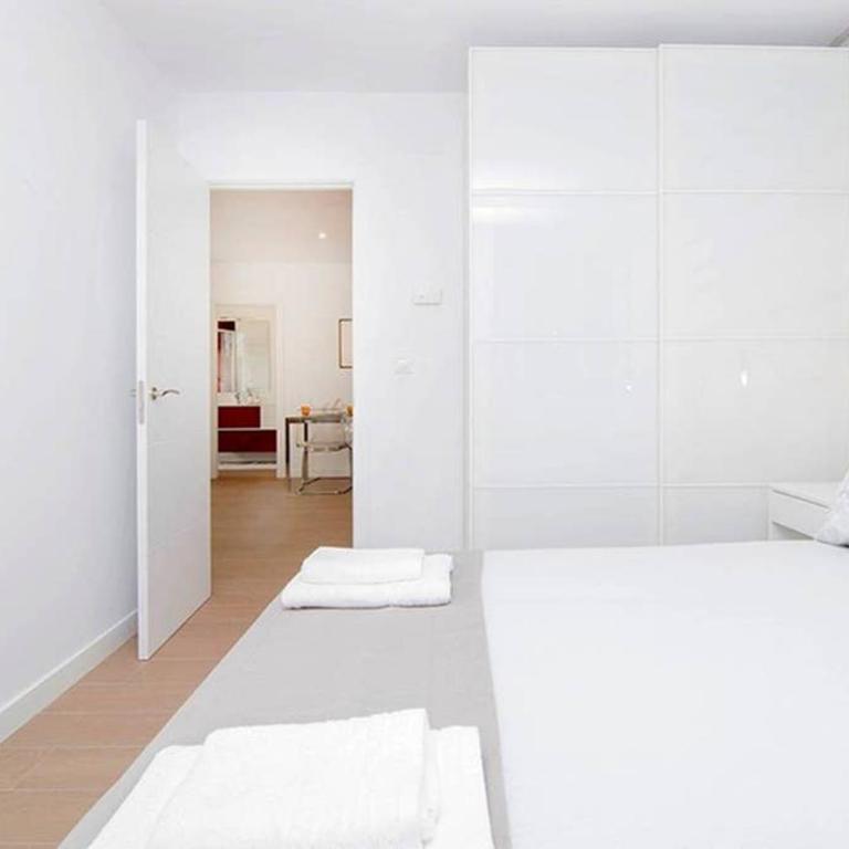 Deslumbrante Apartamento en Plaza España, by Batuecas - Two-Bedroom Apartment - 16