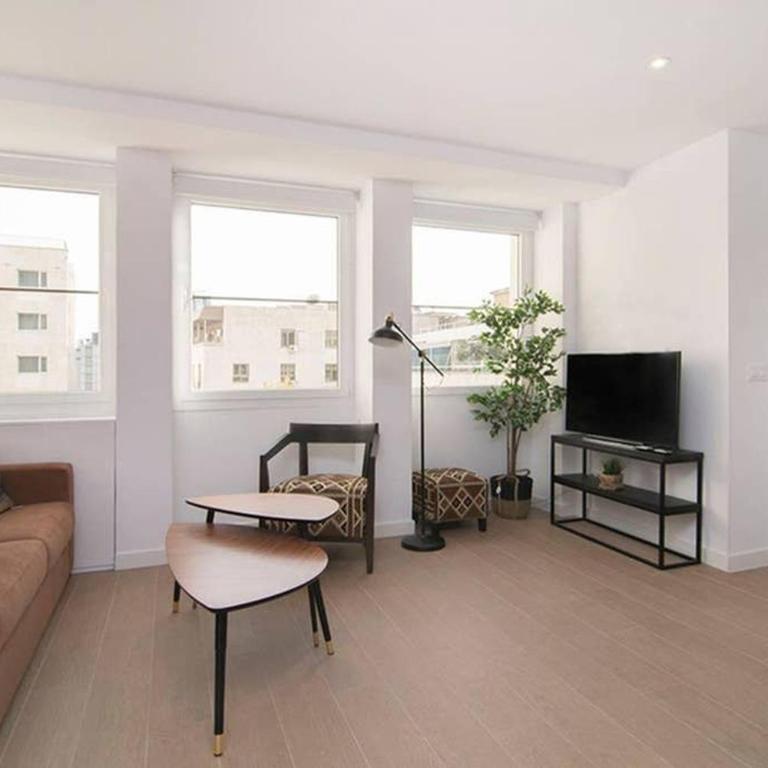 Deslumbrante Apartamento en Plaza España, by Batuecas - Two-Bedroom Apartment - 29