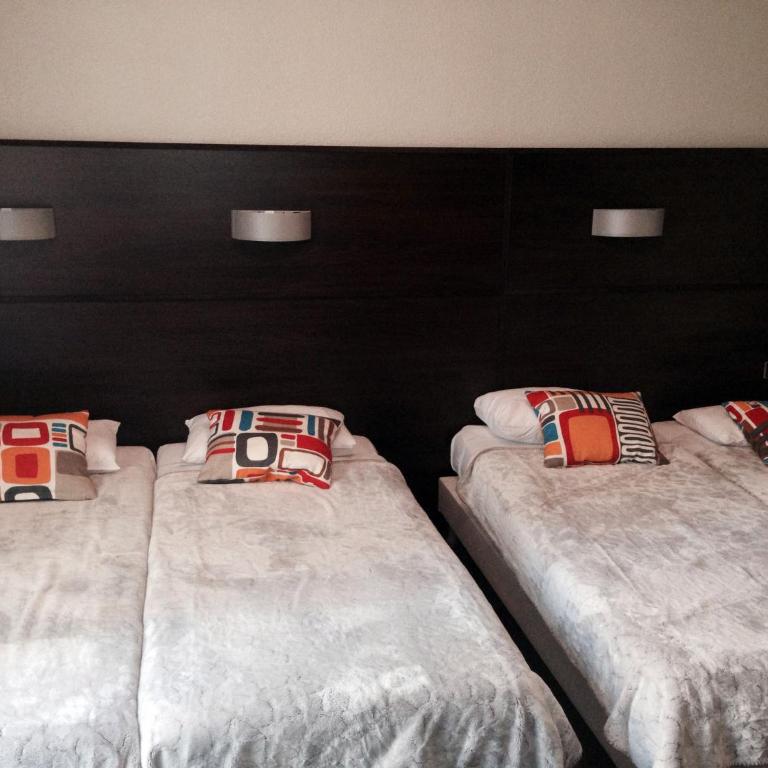 Hôtel des Ambassadeurs - Chambre Quadruple - 2
