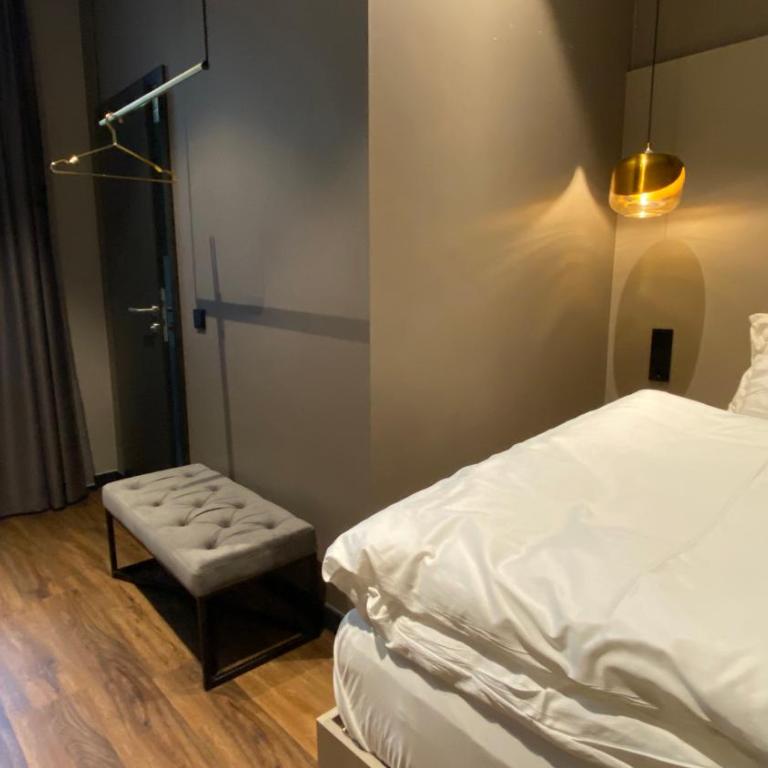 Munich Rooms Hotel - Standard Einzelzimmer mit eigenem Bad - 6
