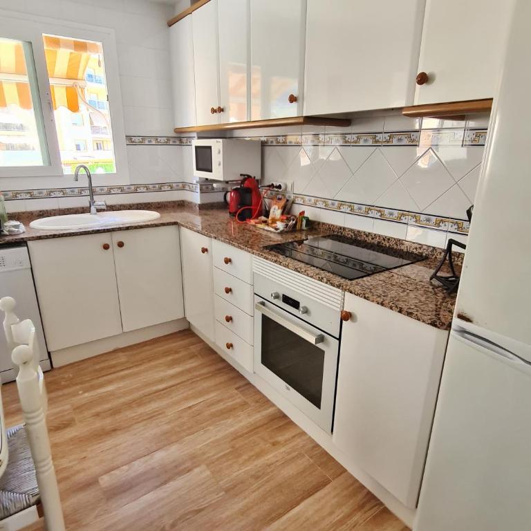 Apartamento con piscina en Oliva Nova - Apartamento con vistas al mar - 3