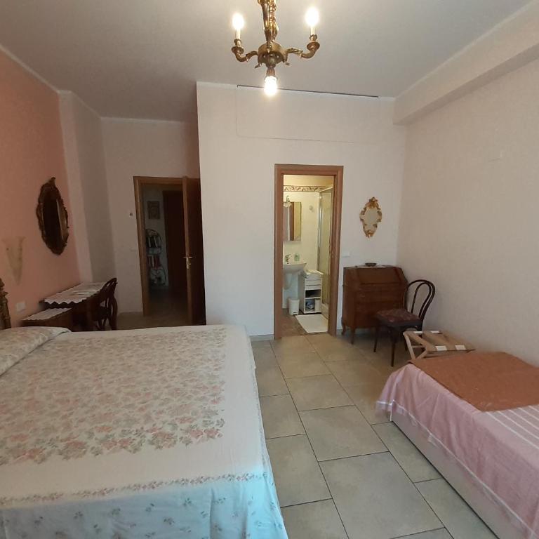 La casa di Catia - Camera Matrimoniale con Bagno Privato - 3