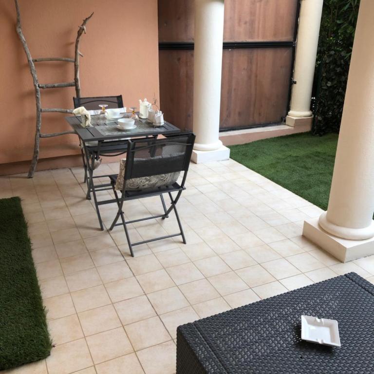 Grand Coteau Home - Appartement - Vue sur Jardin - 5