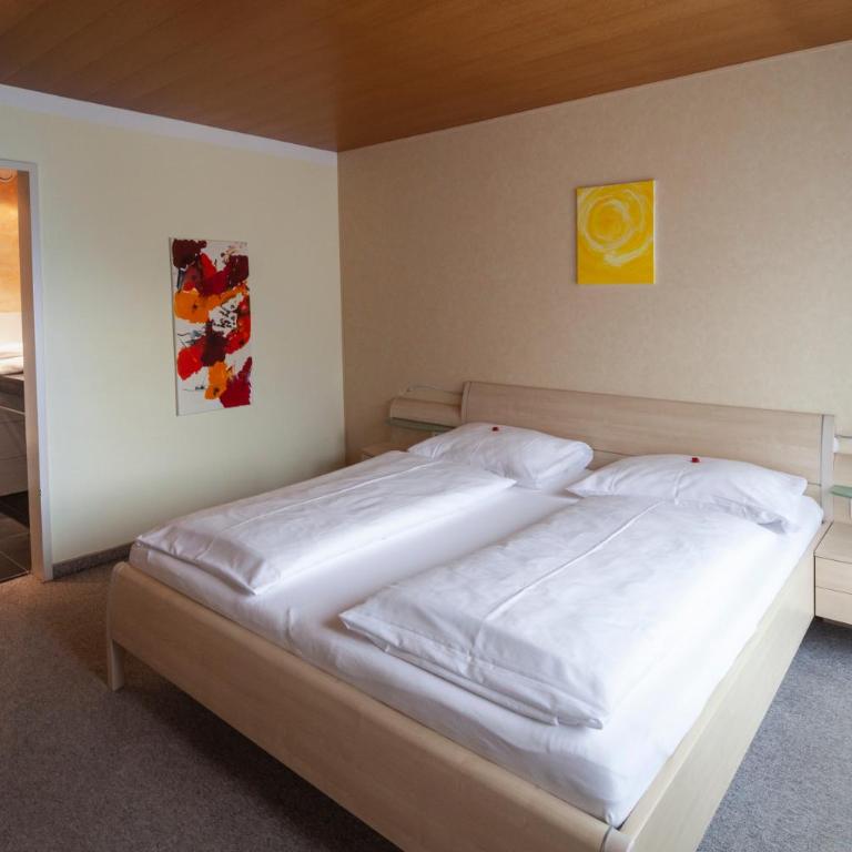 Hotel Garni Brigitte - Superior One-Bedroom Apartment with Balcony - 3