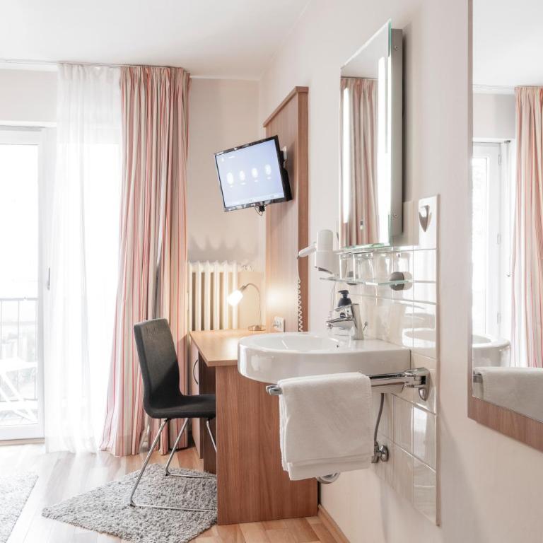 Flatista Boutique Hotel - Self Check-in - Chambre Double ou Lits Jumeaux avec Salle de Bains Commune - 6