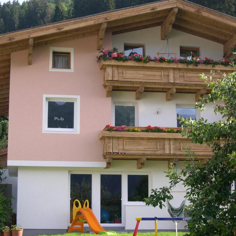Ferienwohnung Fritz 2 Obergeschoss - Apartment mit 2 Schlafzimmern - 2