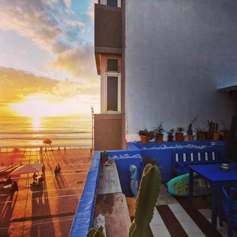 La Ventana Azul Surf Hostel - Casa - 2