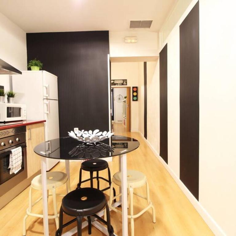 Céntrico Apartamento Estilo Pop-Art by Batuecas - Apartamento de 2 dormitorios - 31