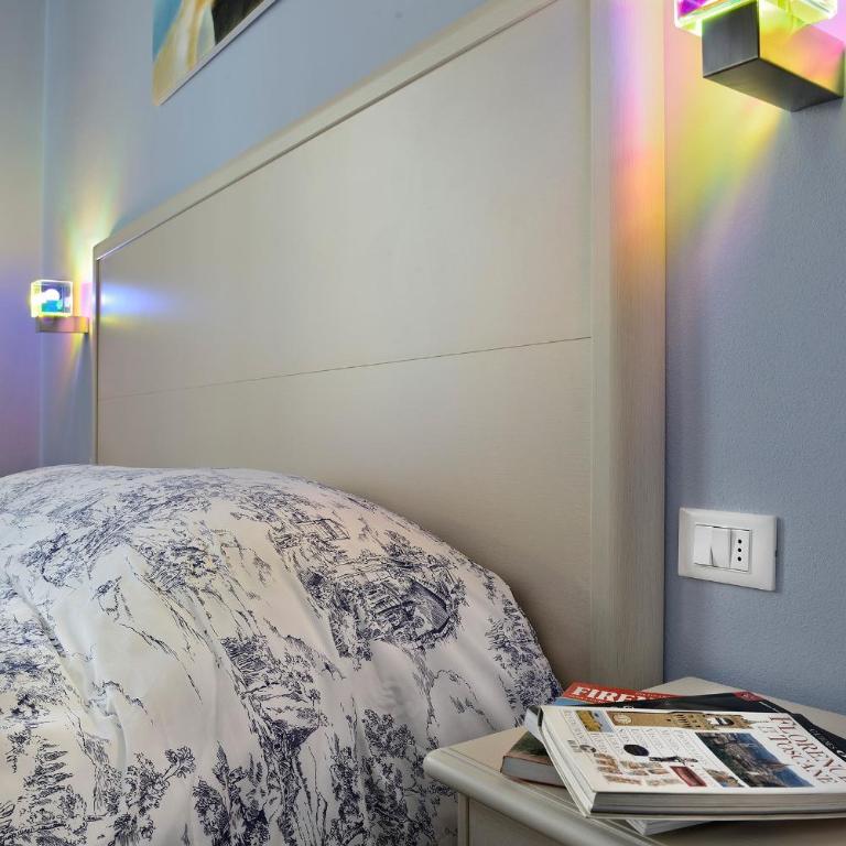 SmArt Hotel Bartolini - Junior Suite - 8