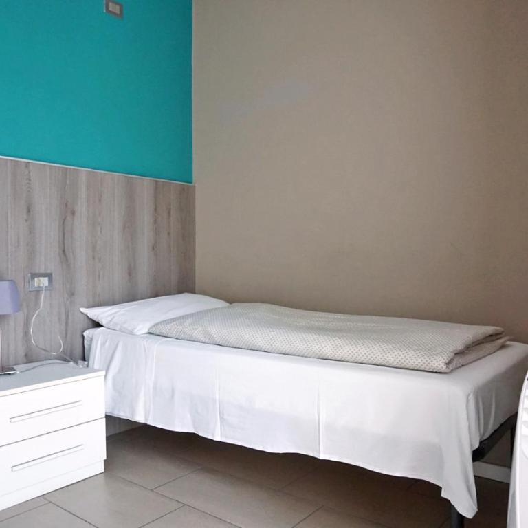 I Dodici mesi rooms&apartments - Camera Singola con Bagno Privato - 3