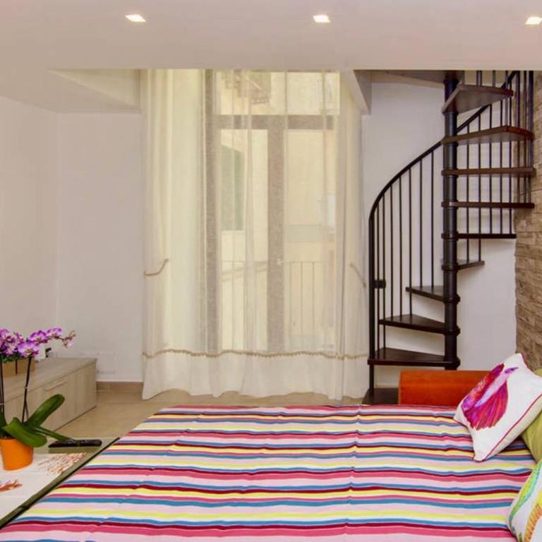 Sara luxury apartament 2 - Three-Bedroom Apartment - 22